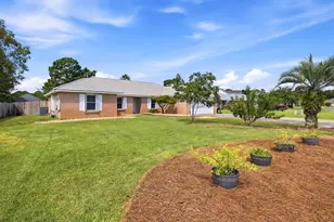 1212 Shipley Dr, Niceville, FL 32578 - Photo 5