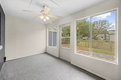 318 NW Oakland Circle, Fort Walton Beach, FL 32548 - Photo 33