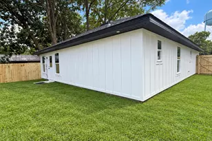 880 E Walnut Ave, Crestview, FL 32539 - Photo 29