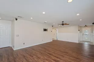 7648 Chablis Cir, Navarre, FL 32566 - Photo 9