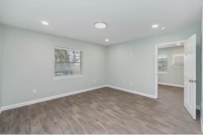718 NE Eglin Parkway #3, Fort Walton Beach, FL 32547 - Photo 7