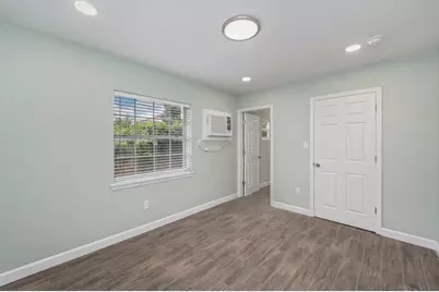 718 NE Eglin Parkway #3, Fort Walton Beach, FL 32547 - Photo 15