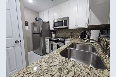 208 Westlake Court #208, Niceville, FL 32578 - Photo 5