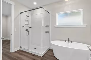 610 5th St, Destin, FL 32541 - Photo 23
