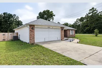 3400 Skymaster Court, Crestview, FL 32539 - Photo 3
