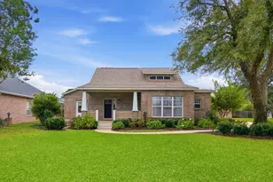 16 Shalimar Dr, Shalimar, FL 32579 - Photo 1