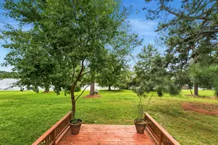 991 Pinewood Dr, Defuniak Springs, FL 32433 - Photo 45