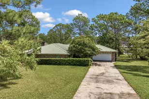 991 Pinewood Dr, Defuniak Springs, FL 32433 - Photo 55