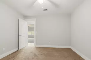 991 Pinewood Dr, Defuniak Springs, FL 32433 - Photo 35