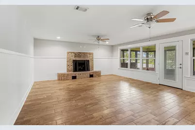 991 Pinewood Drive, Defuniak Springs, FL 32433 - Photo 11