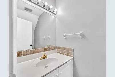 413 Hickory Avenue, Niceville, FL 32578 - Photo 7