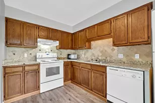 413 Hickory Ave, Niceville, FL 32578 - Photo 11