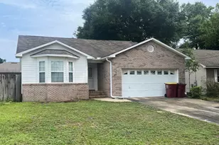 108 Kyle Ln, Crestview, FL 32539 - Photo 1