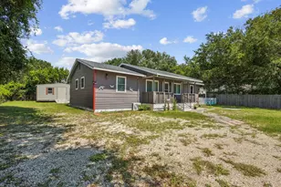 8164 3rd St, Navarre, FL 32566 - Photo 3
