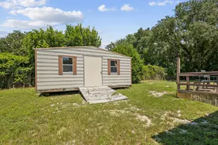 8164 3rd St, Navarre, FL 32566 - Photo 17