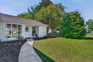139 Midland Ct, Niceville, FL 32578 - Photo 15