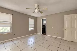 2005 Commodore Dr, Navarre, FL 32566 - Photo 17