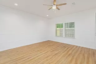 445 E Cobb Ave, Crestview, FL 32539 - Photo 23