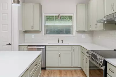 445 E Cobb Avenue, Crestview, FL 32539 - Photo 15