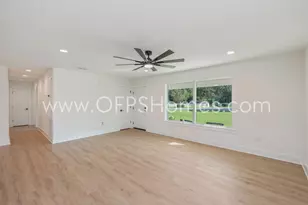118 NE Oregon Dr, Fort Walton Beach, FL 32548 - Photo 9
