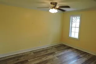 201 Dixie St, Crestview, FL 32536 - Photo 3