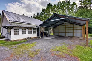 635 Southside Dr, Holt, FL 32564 - Photo 5