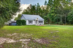 635 Southside Dr, Holt, FL 32564 - Photo 7