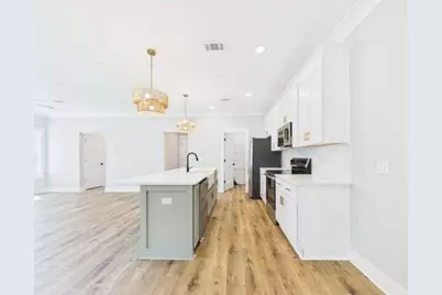 805 S Cedar Avenue, Niceville, FL 32578 - Photo 13