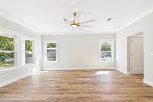 805 S Cedar Ave, Niceville, FL 32578 - Photo 17