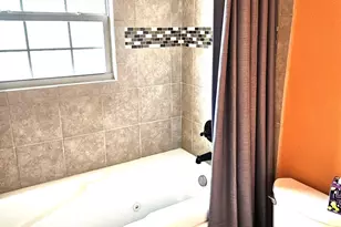 9202 E River Dr, Navarre, FL 32566 - Photo 29