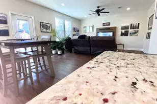 1938 Bluewater Blvd, Niceville, FL 32578 - Photo 11