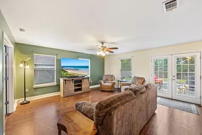 2883 Dunsmuir Drive, Navarre, FL 32566 - Photo 15