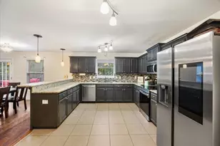 2883 Dunsmuir Dr, Navarre, FL 32566 - Photo 9