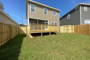 256 Jefferson St, Niceville, FL 32578 - Photo 17