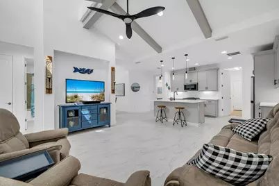 9320 Cool Breeze Drive, Panama City Beach, FL 32413 - Photo 3