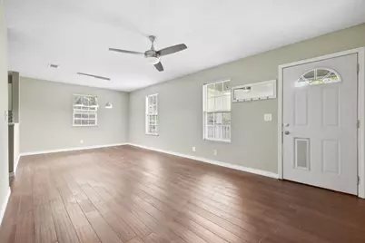 3894 Sunnyside Avenue, Laurel Hill, FL 32567 - Photo 13