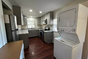 1063 S Wilson St, Crestview, FL 32536 - Photo 9