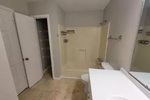 2415 Suwanee Ln, Fort Walton Beach, FL 32547 - Photo 13