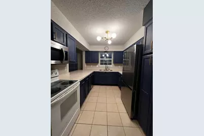 359 NW Canterbury Circle, Fort Walton Beach, FL 32548 - Photo 3
