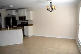71 10th St, Shalimar, FL 32579 - Photo 9