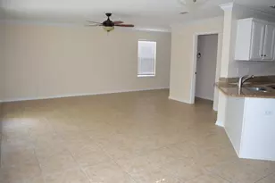 71 10th St, Shalimar, FL 32579 - Photo 5