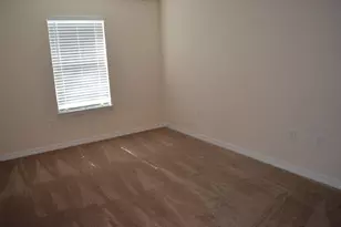 71 10th St, Shalimar, FL 32579 - Photo 17