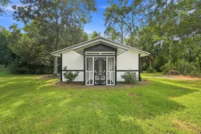 405 Range Line Street, Bonifay, FL 32425 - Photo 1
