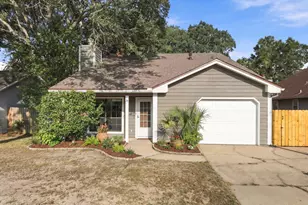 636 Fir Ave, Niceville, FL 32578 - Photo 3
