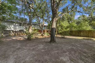 636 Fir Ave, Niceville, FL 32578 - Photo 47