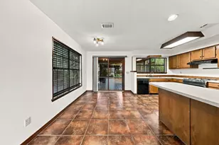 636 Fir Ave, Niceville, FL 32578 - Photo 11