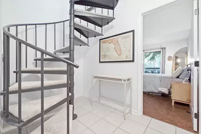 401 E Beach Drive #APT C4, Panama City, FL 32401 - Photo 5