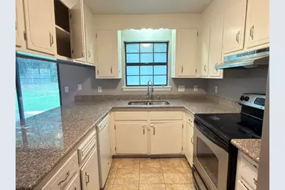 5748 Princeton Drive, Pensacola, FL 32526 - Photo 11