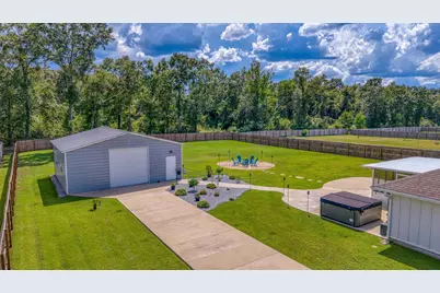 7515 Saddlebrook Avenue, Pace, FL 32571 - Photo 31