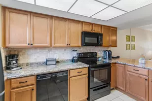 909 Santa Rosa, Fort Walton Beach, FL 32548 - Photo 1